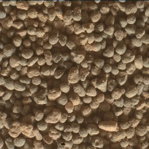 Sol 5003: Mars Hand Lens Imager (MAHLI)