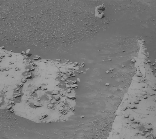 Sol 5004: Mast Camera (Mastcam)