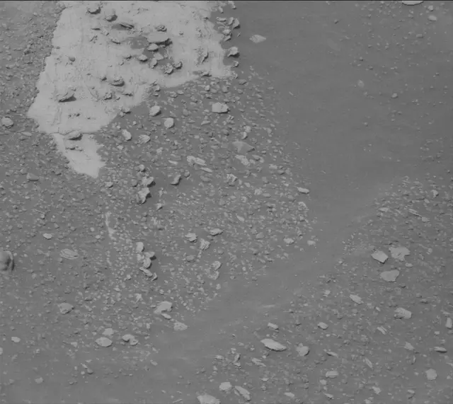 Sol 5004: Mast Camera (Mastcam)
