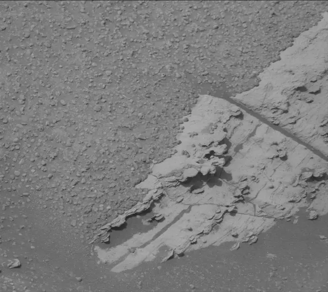 Sol 5004: Mast Camera (Mastcam)