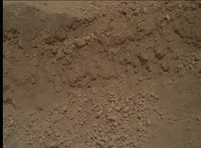 Sol 5004: Mars Hand Lens Imager (MAHLI)