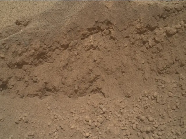 Sol 5004: Mars Hand Lens Imager (MAHLI)