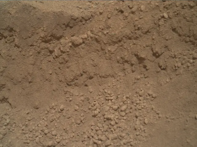 Sol 5004: Mars Hand Lens Imager (MAHLI)