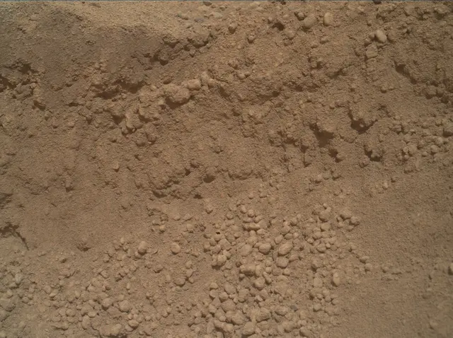 Sol 5004: Mars Hand Lens Imager (MAHLI)