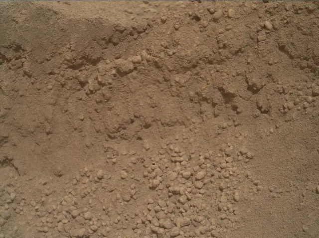 Sol 5004: Mars Hand Lens Imager (MAHLI)