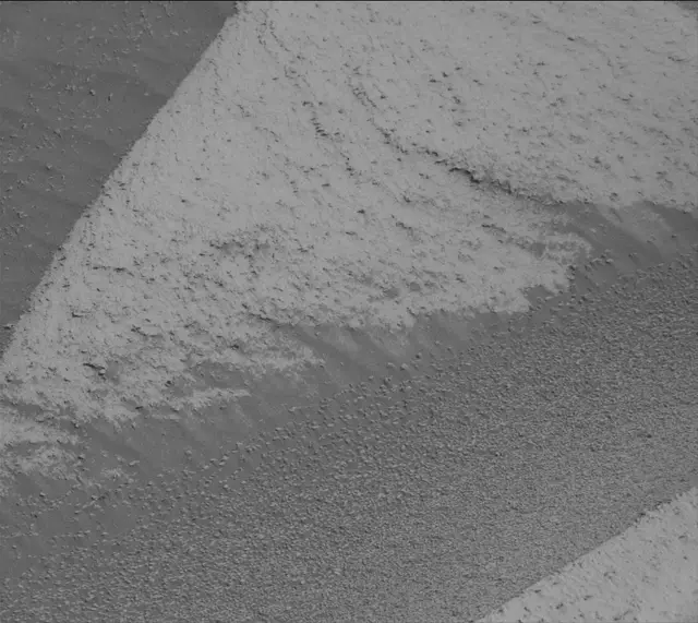 Sol 5025: Mast Camera (Mastcam)