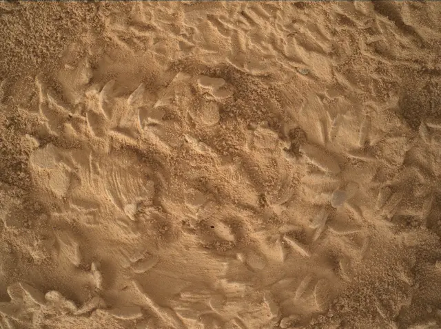 Sol 5047: Mars Hand Lens Imager (MAHLI)