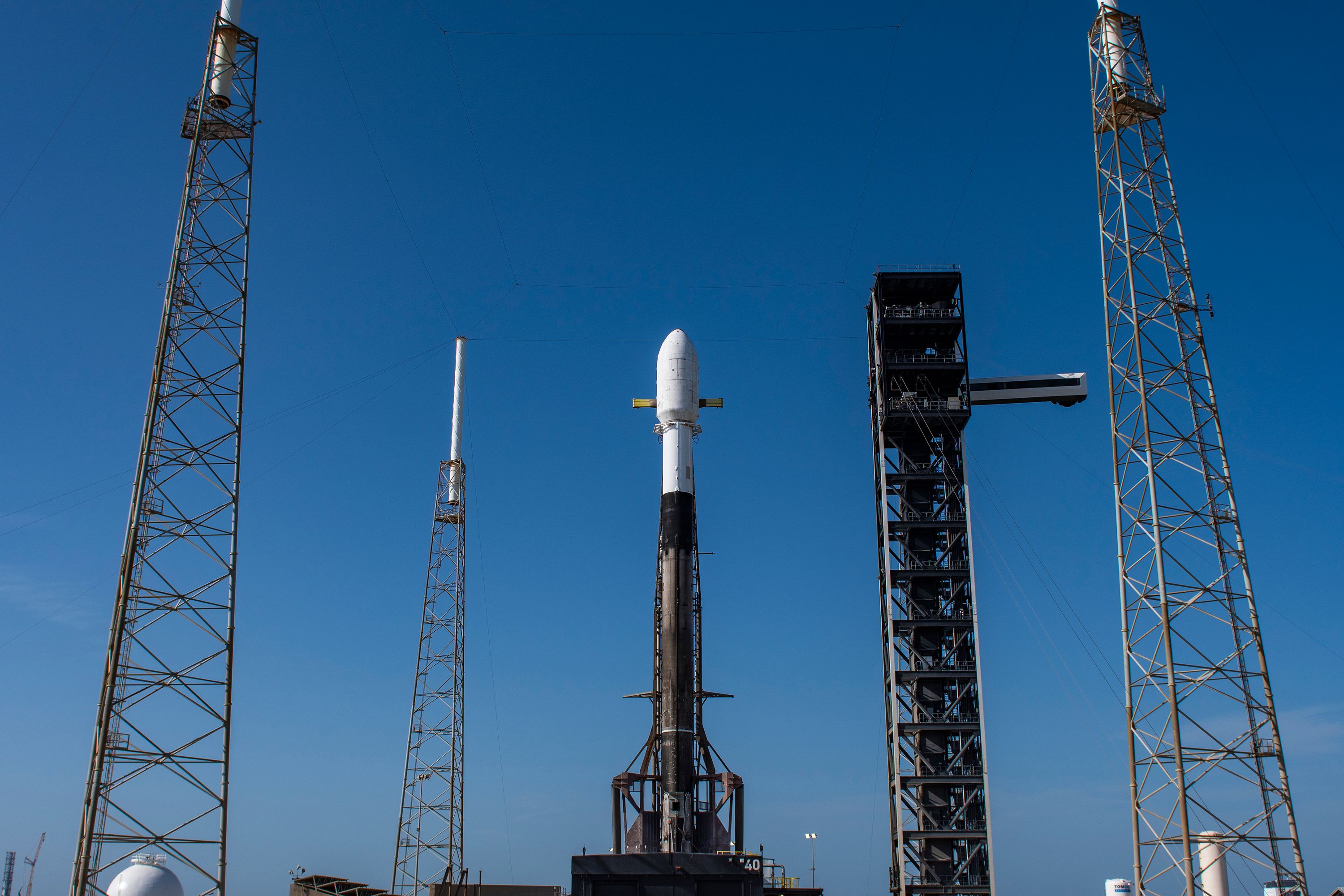 Falcon 9 Block 5 | MRV-1
